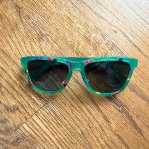NIB Goodr Holiday Christmas Lights Sunglasses